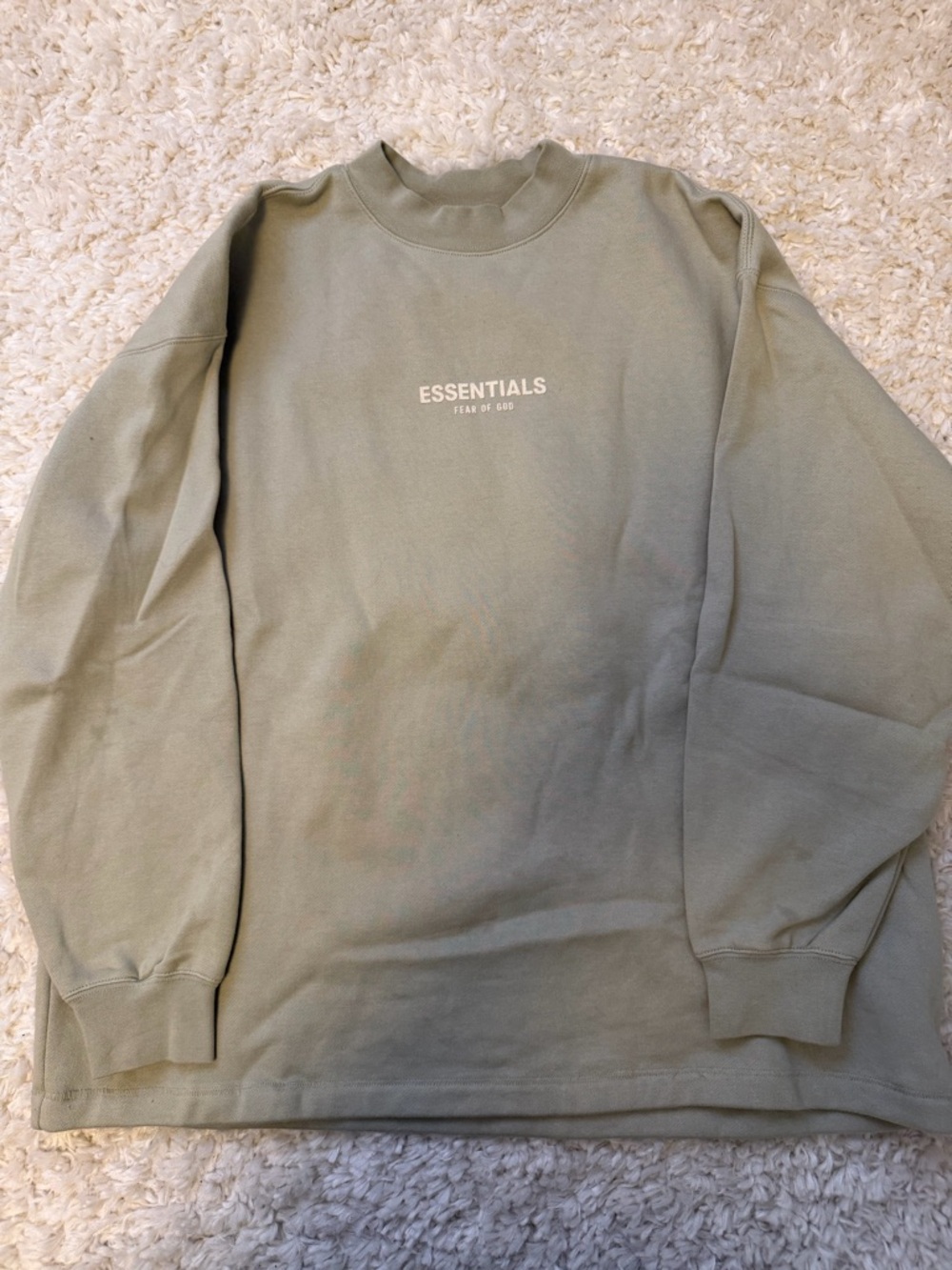 ESSENTIALS Crewneck Sweatshirt in Sage